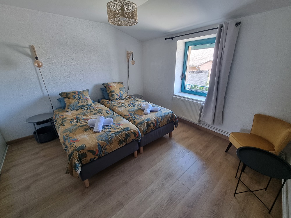 Chambre double confortable - hébergement Meuse